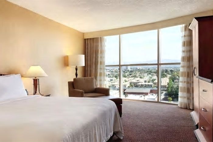 Embassy Suites by Hilton Anaheim - South